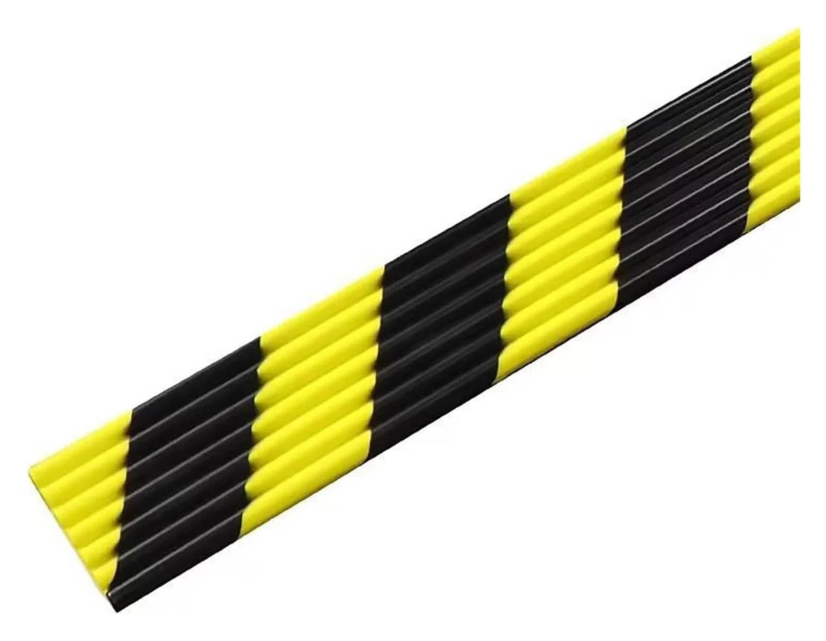 Protector de Bordes de Espuma de 39" - Protectores de Esquinas autoadhesivos de Alta Visibilidad con Rayas Amarillas Negras for Seguridad en Paredes, escaleras, garajes y almacenes(Wave-Shaped,5PCS)
